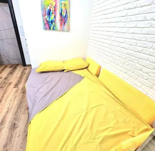 The Little Bed and Breakfast 3*